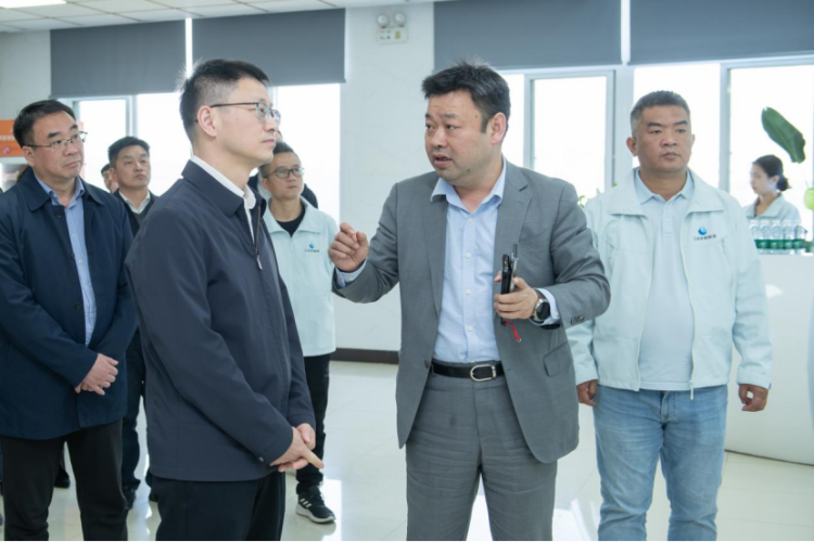 第6頁_公司動態(tài)_新聞中心_蕪湖造船廠有限公司